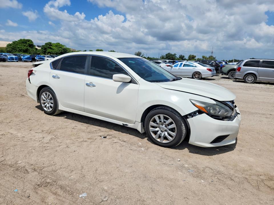 2018 Nissan VIN 1N4AL3AP6JC149740 COPART salvage auction — REAR END, Fl - Cert Of Title Slvg Rebuildable, sold $1,700 on 2026-07-09 (photo 4)