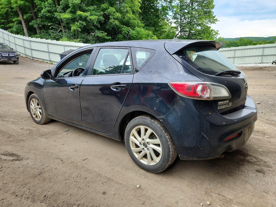 2013 Mazda 3 VIN JM1BL1LP8D1787620 COPART salvage auction — MINOR DENT/SCRATCHES, Vt - Certificate Of Title, sold $275 on 2026-07-27 (photo 2)