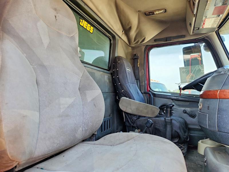 2005 Volvo Vhd VIN 4V5K99GH45N375527 COPART salvage auction — FRONT END, Nj - Cert Of Title-Salvage, sold $1,550 on 2026-07-07 (photo 6)