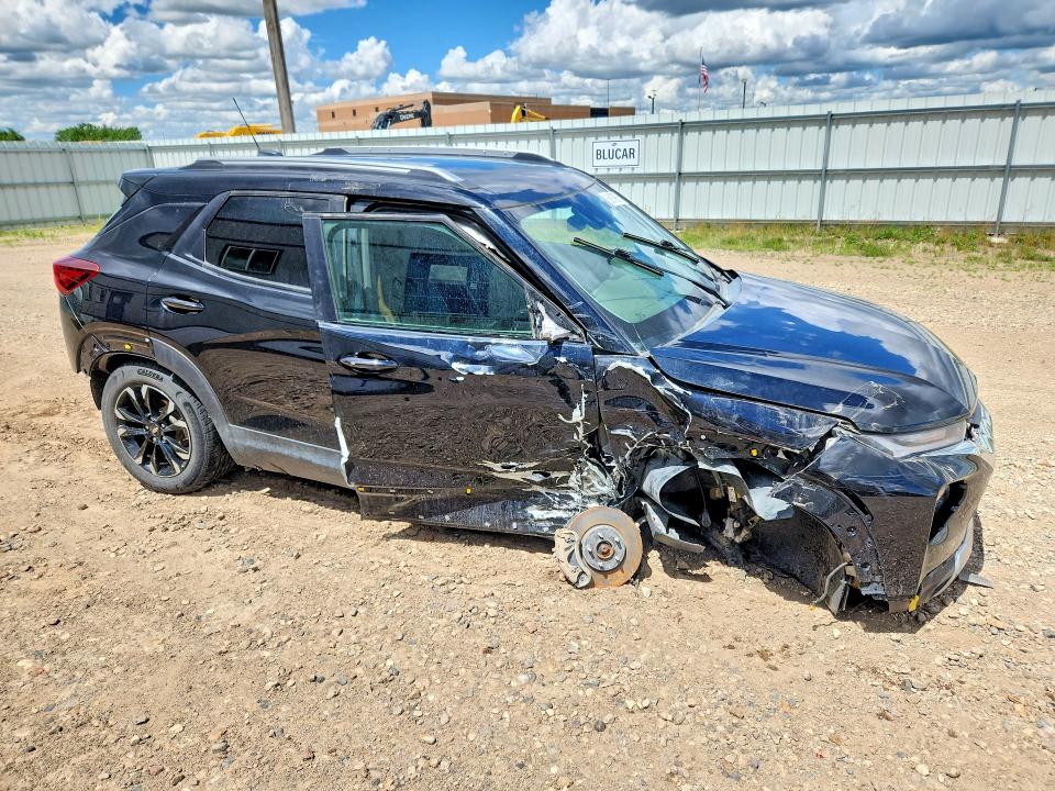2023 Chevrolet Trailblazer VIN KL79MRSL2PB111670 COPART salvage auction — SIDE, Mi - Certificate Of Title, sold $2,850 on 2026-07-27 (photo 4)