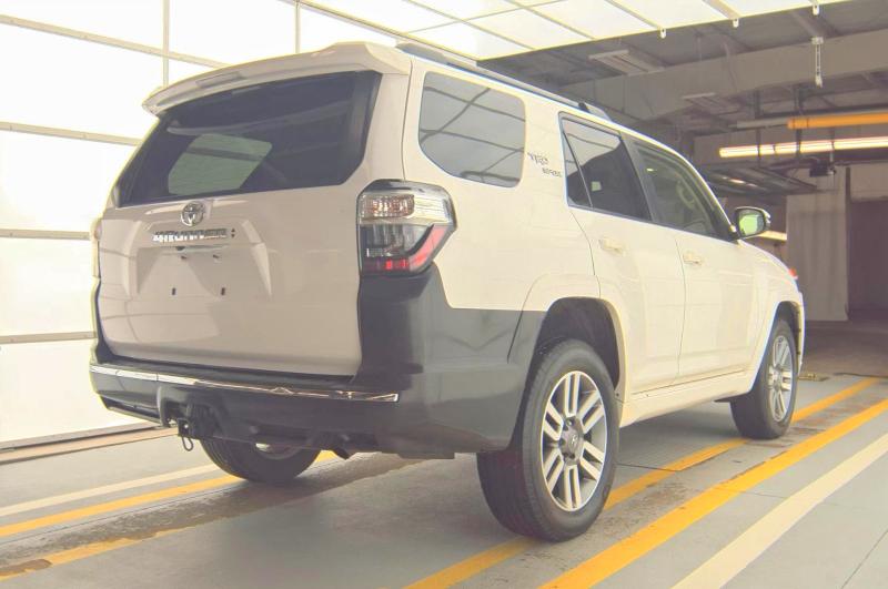 2022 Toyota 4runner VIN JTESU5JR6N5991248 COPART salvage auction — NORMAL WEAR, Il - Certificate Of Title (P), sold $9,100 on 2026-07-06 (photo 4)