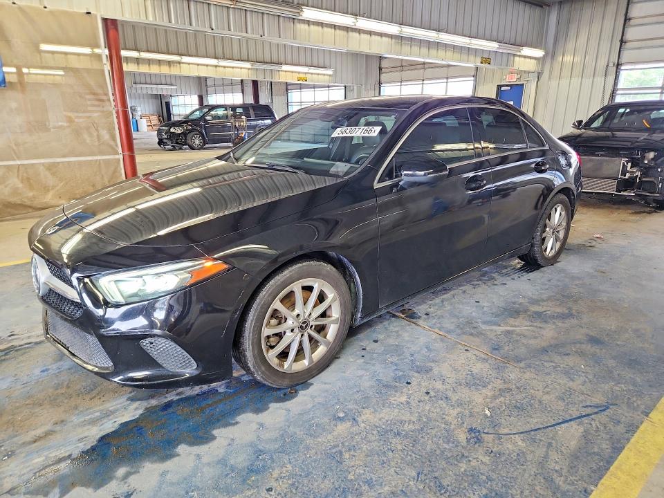 2020 Mercedes-benz A-klasse VIN W1K3G4EB2LW043613 COPART salvage auction — MECHANICAL, Oh - Certificate Of Title, sold $4,050 on 2026-07-08 (photo 1)