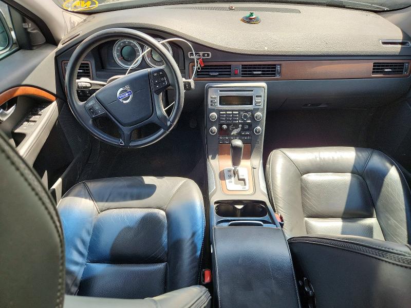 2011 Volvo Xc70 VIN YV4940BZ5B1116585 COPART salvage auction — FRONT END, Il - Salvage Certificate, sold $600 on 2026-08-04 (photo 8)