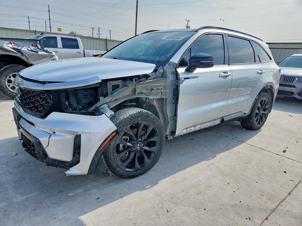 2021 Kia Sorento VIN 5XYRK4LF7MG025213 — COPART salvage auction photo