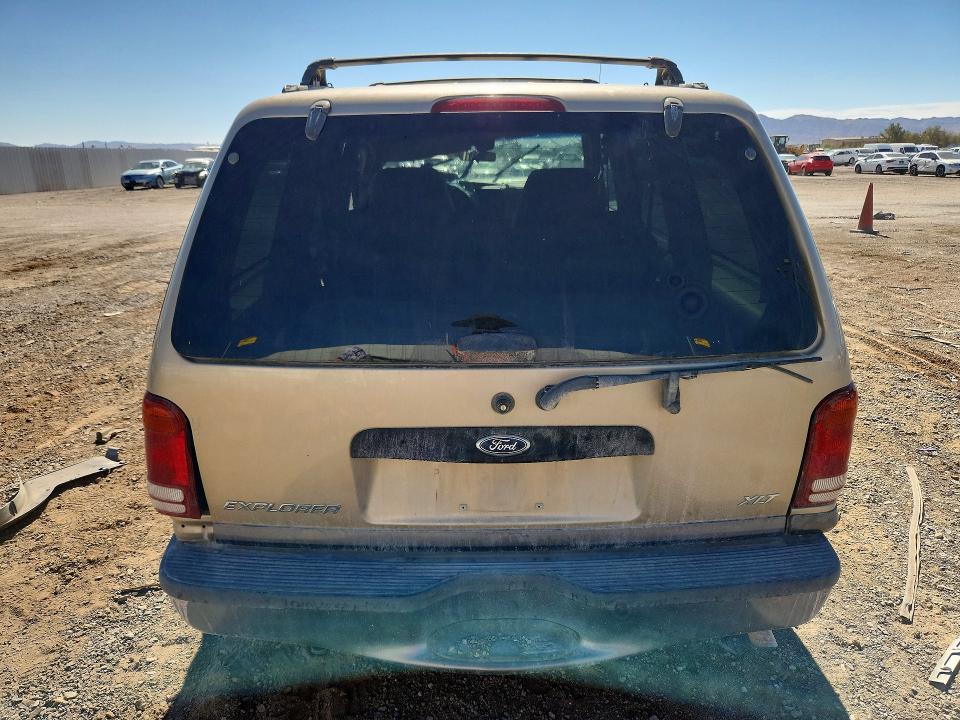 2001 Ford Explorer VIN 1FMZU73E81ZA27404 COPART salvage auction — ROLLOVER, Nv - Non-Repairable Vehicle Cert, sold $125 on 2026-07-02 (photo 6)