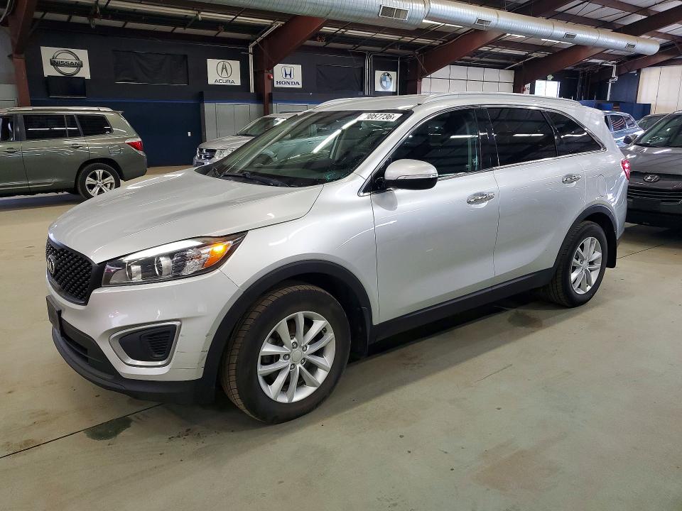 2016 Kia Sorento VIN 5XYPGDA50GG161920 COPART salvage auction — MINOR DENT/SCRATCHES, NH - CERTIFICATE OF TITLE, sold $2,600 on 2026-07-02 (photo 1)