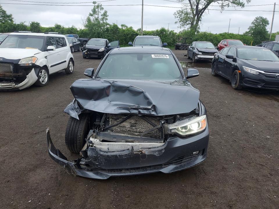 2013 BMW 3er VIN WBA3B9C53DF586518 COPART salvage auction — FRONT END, Qc - Gravement Accidente, sold $425 on 2026-07-14 (photo 5)