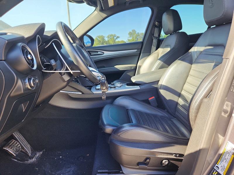 2021 Alfa romeo Stelvio VIN ZASPAKBN5M7D02601 COPART salvage auction — REAR END, IN - CERT OF TITLE-SALVAGE TITLE, sold $100 on 2026-08-10 (photo 7)