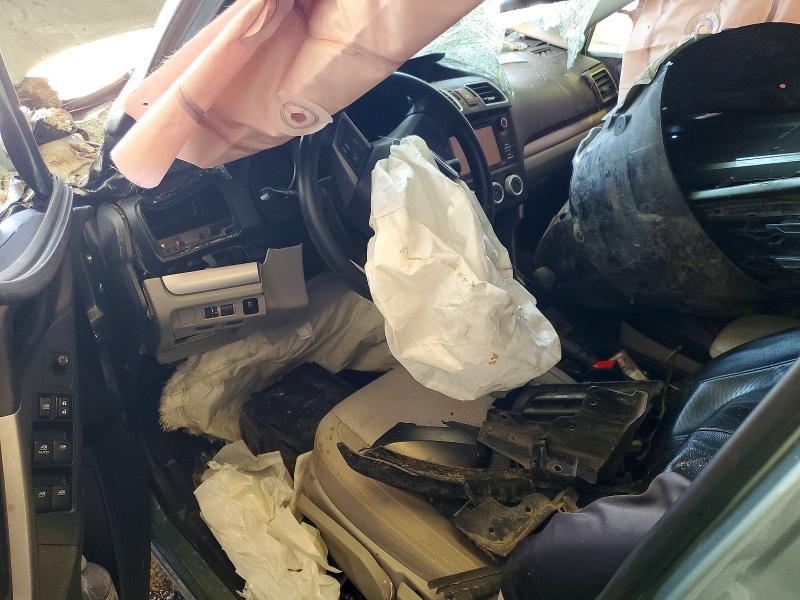 2016 Subaru Forester VIN JF2SJABC5GH513809 COPART salvage auction — ROLLOVER, Pa - Certificate Of Salvage, sold $425 on 2026-07-15 (photo 8)