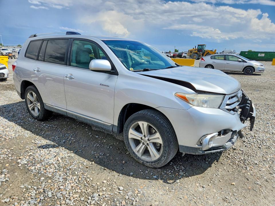 2013 Toyota Highlander VIN 5TDYK3EH0DS116234 COPART salvage auction — FRONT END, Co - Public - Salvage Title, sold $5,800 on 2026-07-09 (photo 4)