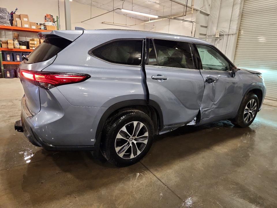 2020 Toyota Highlander VIN 5TDHZRBH4LS020608 COPART salvage auction — SIDE, Mn - Cert Of Title-Salvage, sold $2,250 on 2026-07-27 (photo 3)