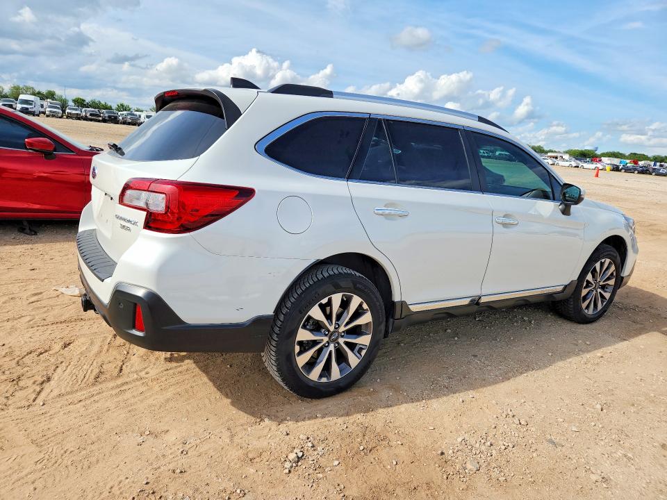 2019 Subaru Outback VIN 4S4BSETC4K3275616 COPART salvage auction — WATER/FLOOD, Tx - Salvage Title-Flood Damage, sold $5,400 on 2026-07-02 (photo 3)