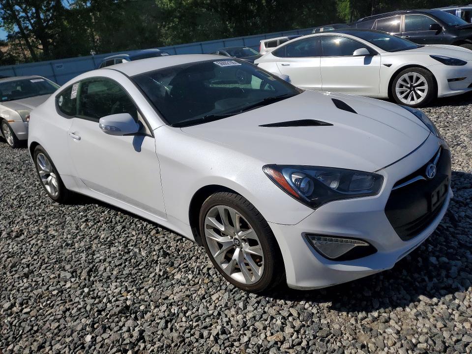 2016 Hyundai Genesis VIN KMHHT6KJ9GU131963 COPART salvage auction — MECHANICAL, Or - Dealer Only Clean Title (P), sold $2,250 on 2026-07-29 (photo 4)