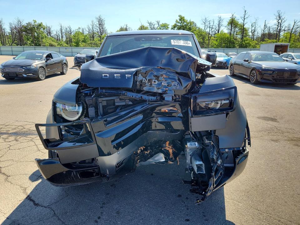2026 Land rover Defender VIN SALEWFFE3T2484550 COPART salvage auction — FRONT END, NY - MV-907A SALVAGE CERTIFICATE, sold $32,250 on 2026-07-20 (photo 5)