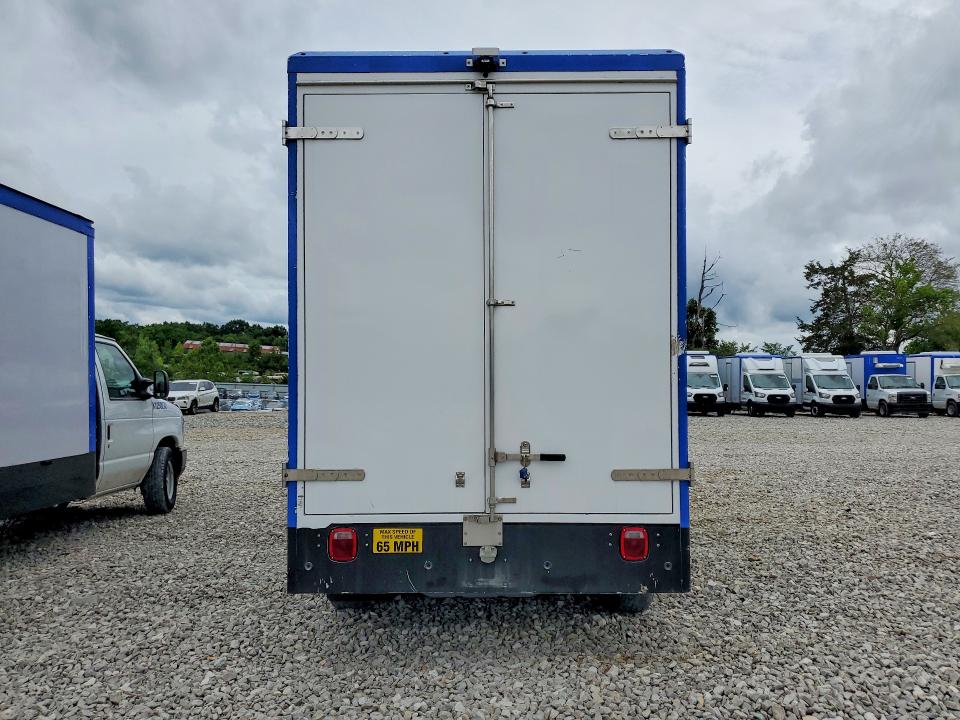2023 Ford E-350 VIN 1FDWE3FK9PDD09731 COPART salvage auction — MINOR DENT/SCRATCHES, Oh - Certificate Of Title, sold $9,000 on 2026-07-22 (photo 6)