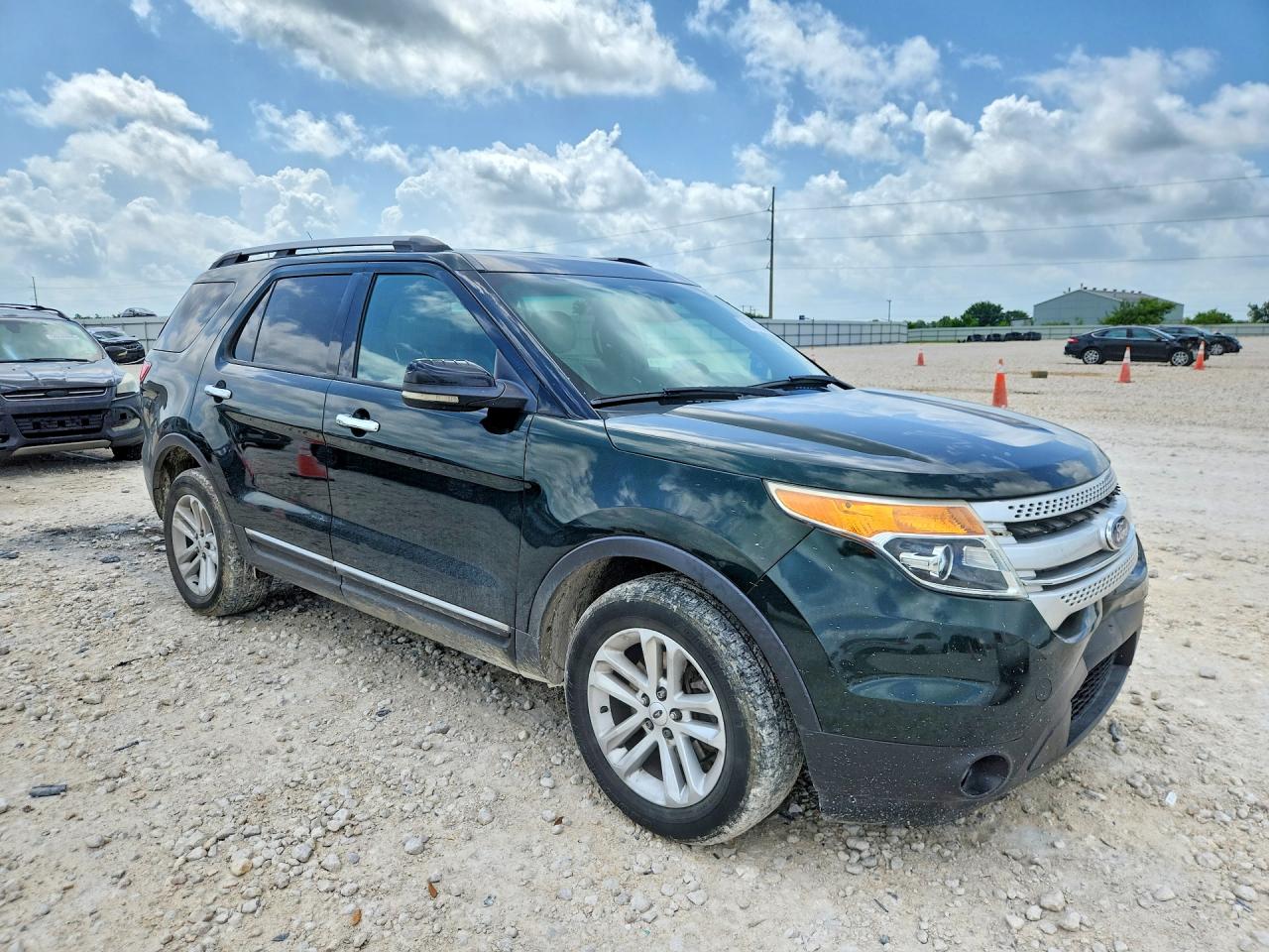2013 Ford Explorer VIN 1FM5K7D90DGA04057 COPART salvage auction — Front End, TX - SALVAGE VEHICLE TITLE, sold $1,450 on 2026-07-09 (photo 4)