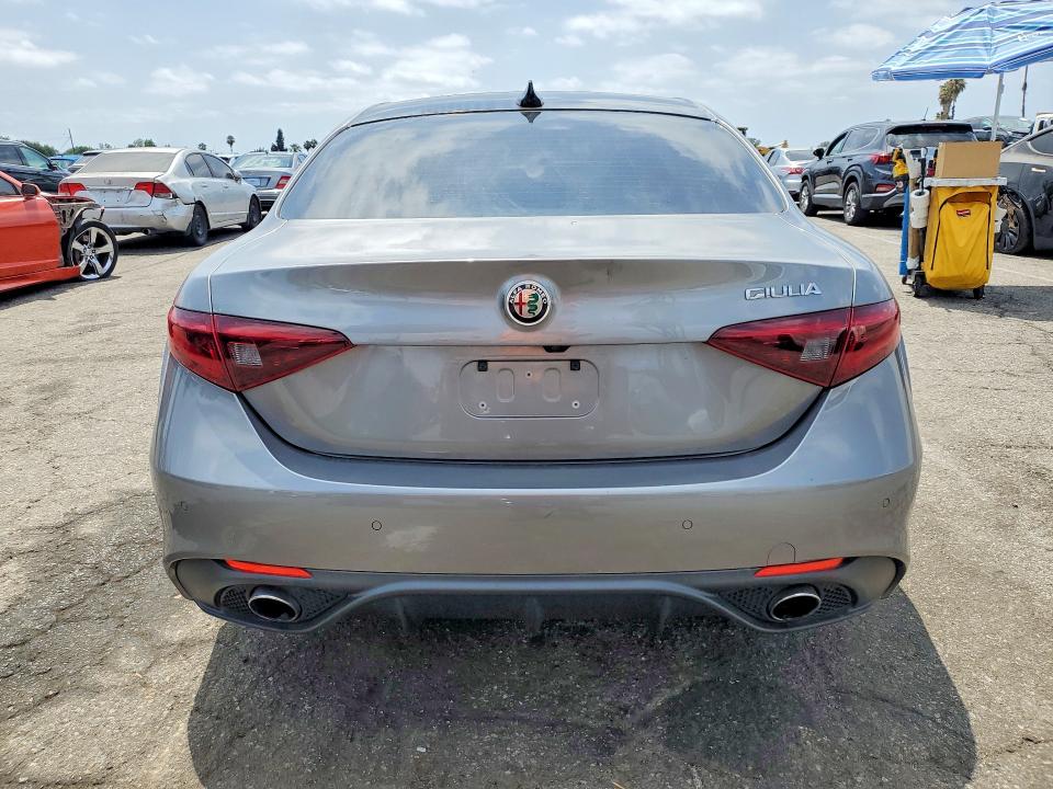 2018 Alfa romeo Giulia VIN ZARFAECN2J7583021 COPART salvage auction — FRONT END, Ca - Salvage Certificate, sold $925 on 2026-07-31 (photo 6)
