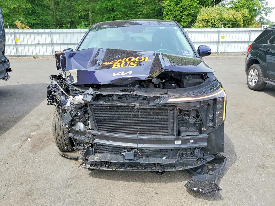 2025 Kia Carnival VIN KNDNB5K38S6462777 COPART salvage auction — FRONT END, Nj - Cert Of Title-Salvage, sold $7,200 on 2026-07-30 (photo 5)