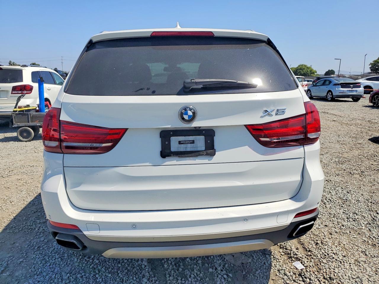 2017 BMW X5 VIN 5UXKT0C33H0S80996 COPART salvage auction — Front End, CA - DIS/DLR/EXP ONLY CLEAN TITLE, sold $4,250 on 2026-07-03 (photo 6)