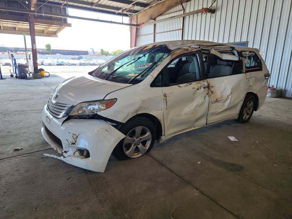 2015 Toyota Sienna VIN 5TDZK3DC5FS600753 COPART salvage auction — ALL OVER, Ca - Dlr/Dis/Exp Only Salvage Title, sold $1,250 on 2026-07-27 (photo 1)