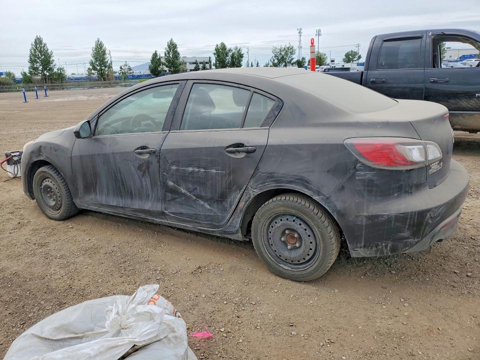 2011 Mazda 3 VIN JM1BL1UF3B1412673 COPART salvage auction — SIDE, Ab - Bos - Active, sold $4,200 on 2026-07-07 (photo 2)
