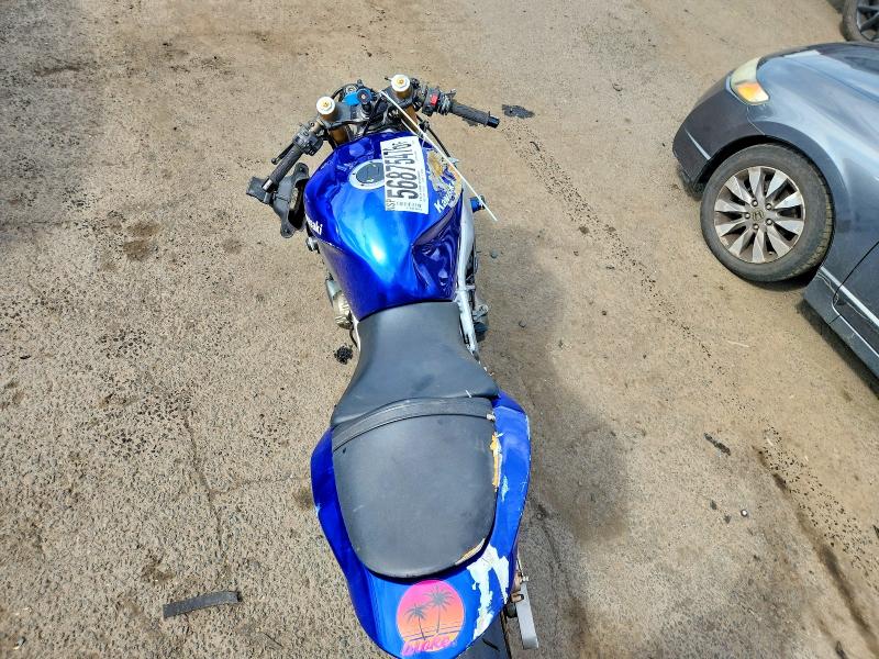 2003 Kawasaki Zx636 VIN JKBZXJB113A003413 COPART salvage auction — ALL OVER, Ct - Bill Of Sale-Salvage, sold $450 on 2026-07-31 (photo 6)