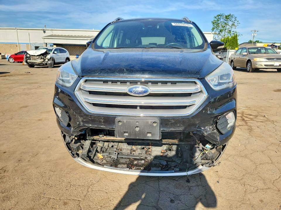 2017 Ford Escape VIN 1FMCU9JD7HUE62241 COPART salvage auction — UNDERCARRIAGE, CT - CERT OF TITLE-SALVAGE, sold $475 on 2026-07-02 (photo 5)