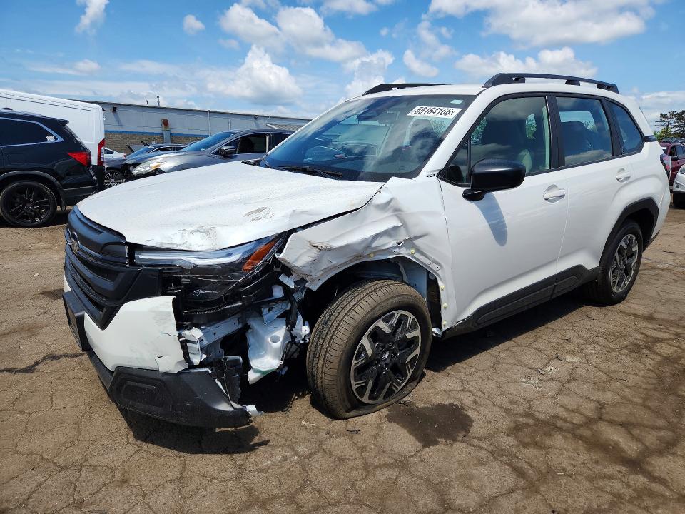 2025 Subaru Forester VIN JF2SLDAC2SH604834 COPART salvage auction — FRONT END, Salvage Title, sold $8,700 on 2026-07-10 (photo 1)