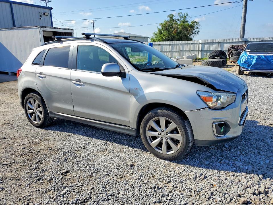 2013 Mitsubishi Outlander VIN 4A4AP4AU2DE002097 COPART salvage auction — FRONT END, Fl - Cert Of Title Slvg Rebuildable, sold $1,350 on 2026-07-10 (photo 4)