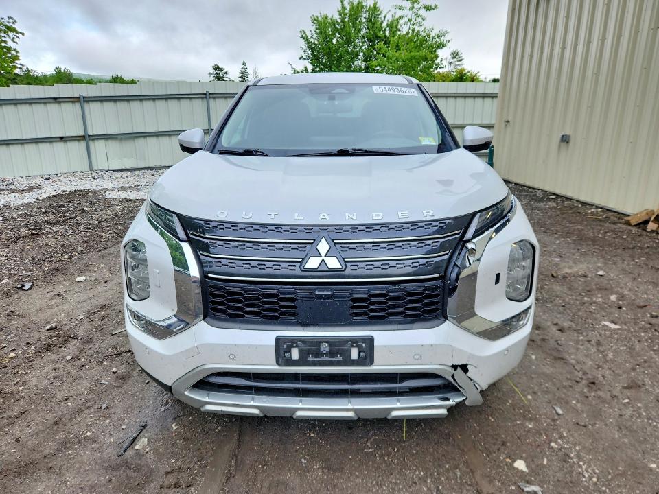 2022 Mitsubishi Outlander VIN JA4J4UA88NZ062442 COPART salvage auction — SIDE, Vt - Cert Of Title-Salvage Vehicle, sold $6,400 on 2026-07-13 (photo 5)