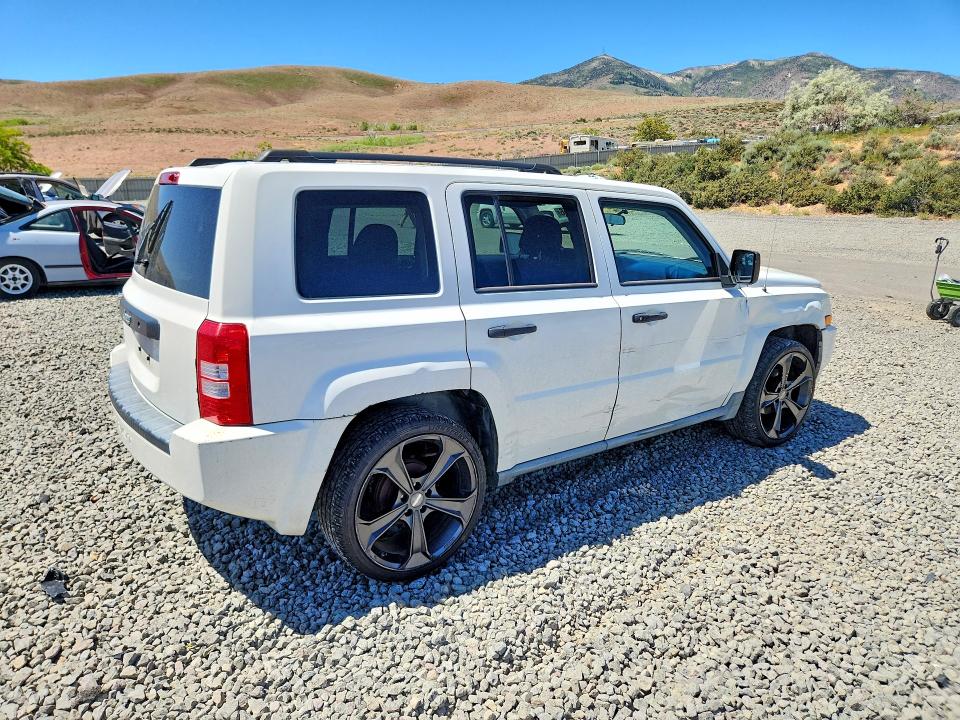 2010 Jeep Liberty (patriot) VIN 1J4NT1GA9AD624675 COPART salvage auction — SIDE, Nv - Salvage Title, sold $500 on 2026-08-20 (photo 3)