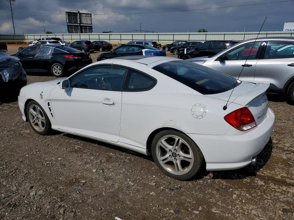 2006 Hyundai Tiburon VIN KMHHN65F06U225519 COPART salvage auction — FRONT END, VA - CERT OF TITLE - SALVAGE, sold $250 on 2026-07-10 (photo 2)