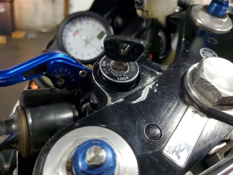 2001 Yamaha Yzfr1 VIN JYARN05E41A010843 COPART salvage auction — SIDE, MN - CERT OF TITLE-SALVAGE, sold $800 on 2026-07-28 (photo 8)