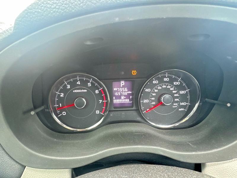 2014 Subaru Forester VIN JF2SJAMC9EH502743 COPART salvage auction — MINOR DENT/SCRATCHES, Tx - Certificate Of Title (P), sold $600 on 2026-07-02 (photo 8)