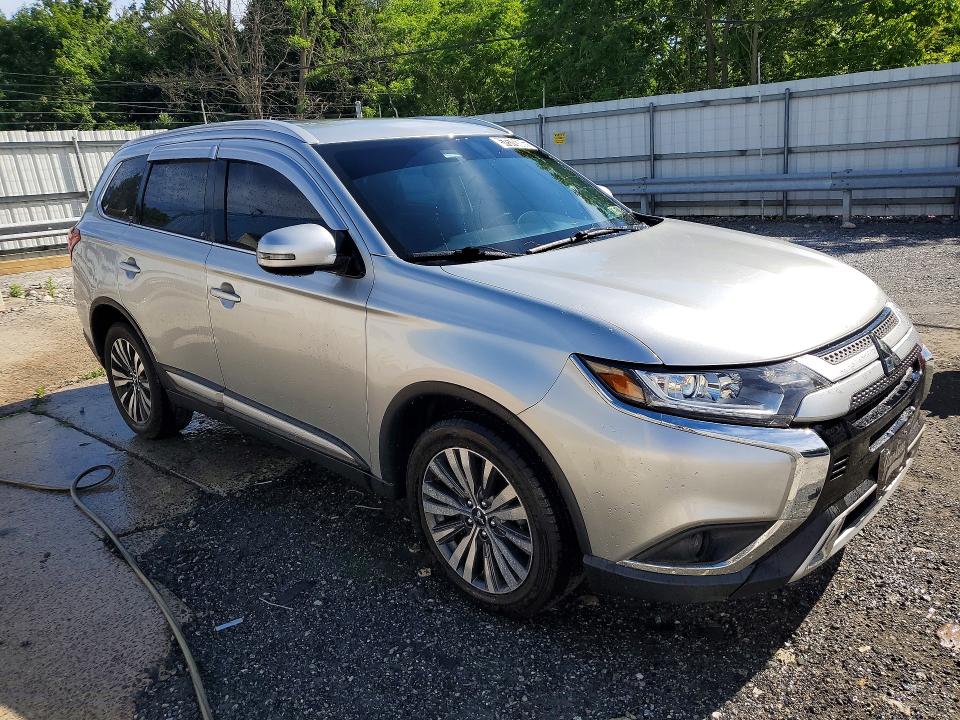 2020 Mitsubishi Outlander VIN JA4AZ3A30LZ043378 COPART salvage auction — MINOR DENT/SCRATCHES, Wv - Certificate Of Title, sold $5,100 on 2026-07-09 (photo 4)