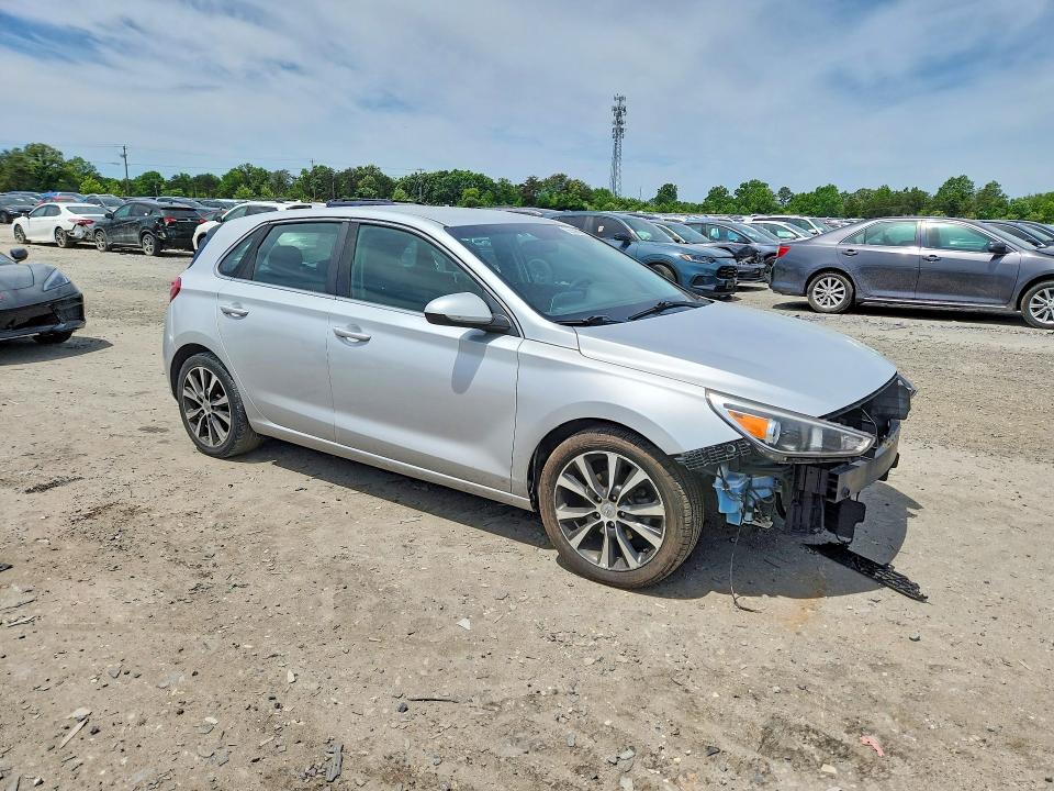 2018 Hyundai VIN KMHH35LE6JU058215 COPART salvage auction — FRONT END, Va - Cert Of Title - Salvage, sold $1,400 on 2026-07-15 (photo 4)