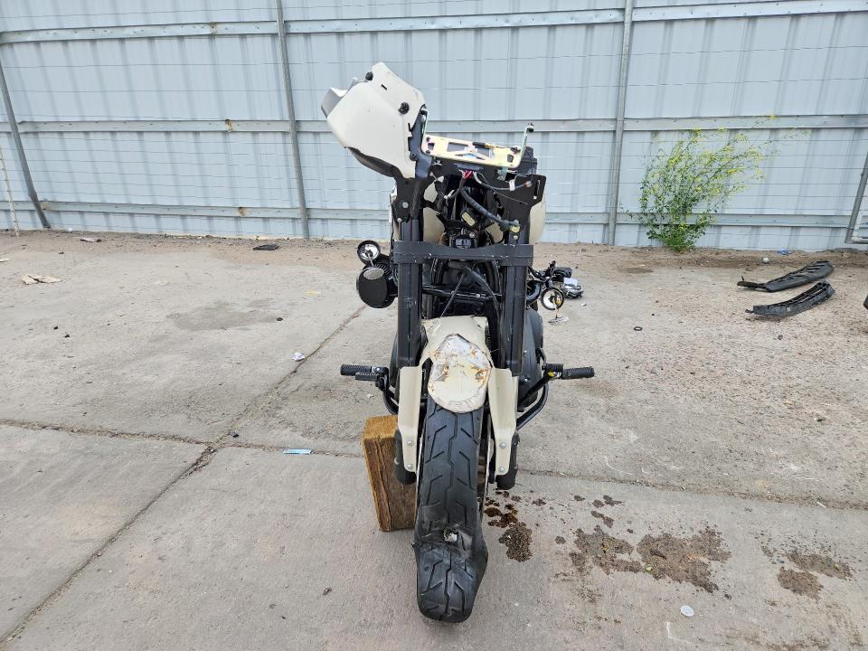 2023 Harley-davidson Low rider VIN 1HD1YXZ1XPB025843 COPART salvage auction — ROLLOVER, Co - Public - Salvage Title, sold $1,100 on 2026-07-20 (photo 2)