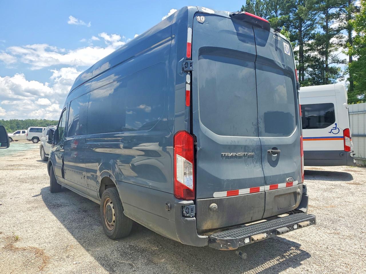 2020 Ford Transit VIN 1FTBR3X83LKB27510 COPART salvage auction — Side, SC - CERTIFICATE OF TITLE, sold $6,300 on 2026-06-25 (photo 2)