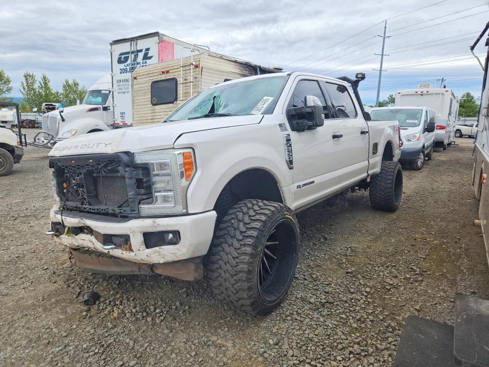 2017 Ford F350 VIN 1FT8W3BT8HEC64009 COPART salvage auction — FRONT END, ID - SALVAGE CERTIFICATE OF TITLE, sold $14,800 on 2026-09-08 (photo 1)