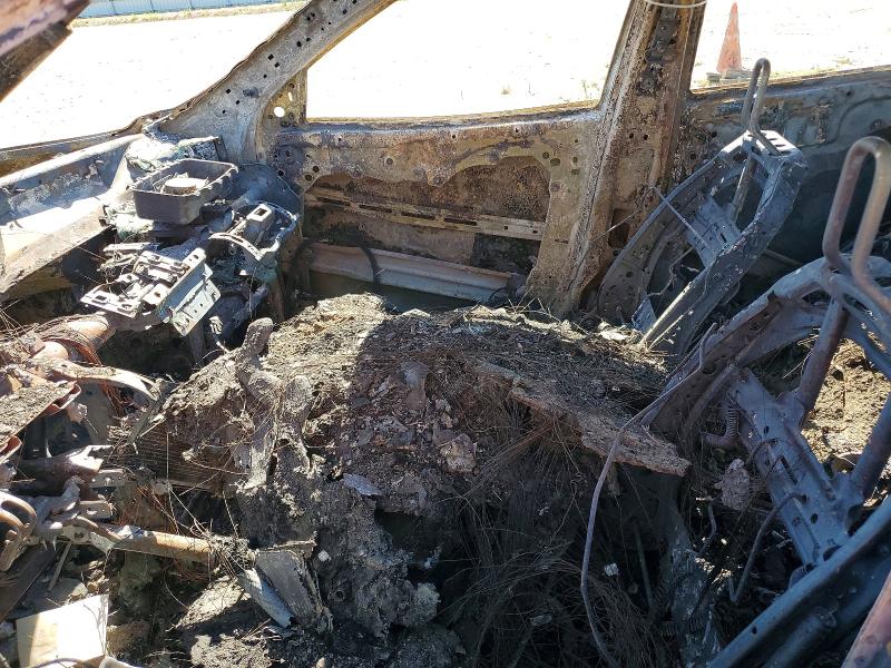 2019 Jeep Cherokee VIN 1C4PJMCB4KD323026 COPART salvage auction — BURN, Ca - Non-Repairable Vehicle Cert, sold $60 on 2026-08-03 (photo 7)