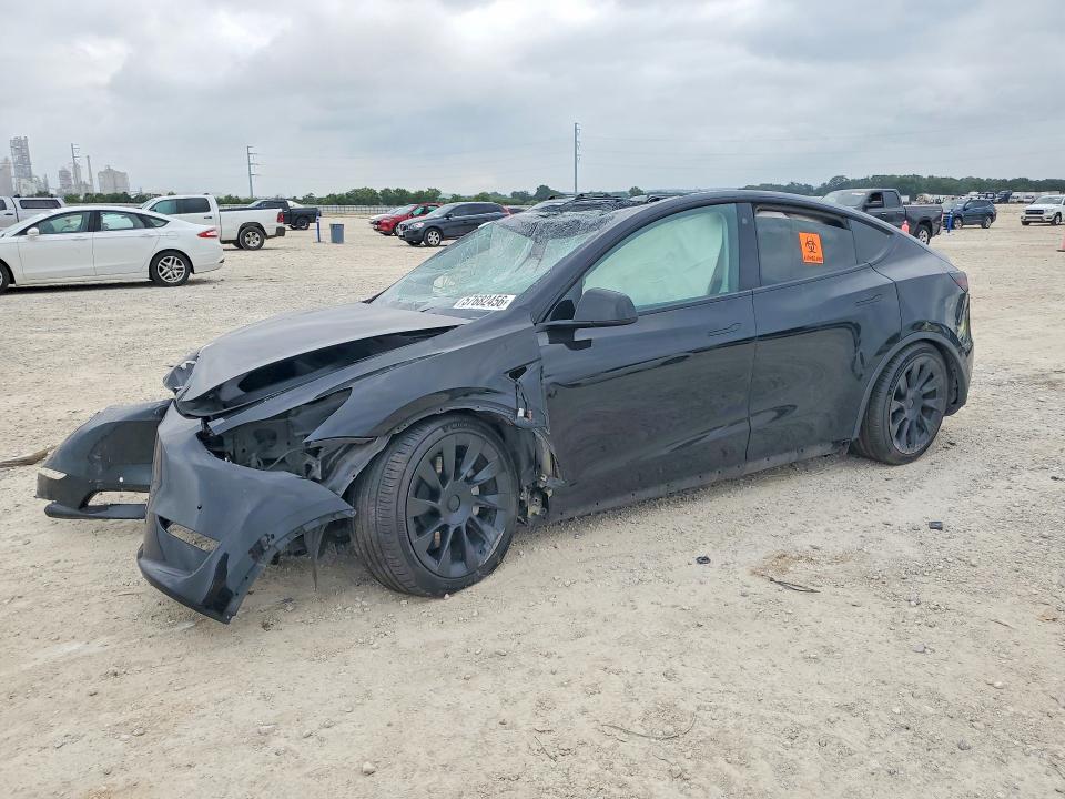 2021 Tesla Model y VIN 5YJYGDEE4MF067654 COPART salvage auction — ROLLOVER, TX - SALVAGE VEHICLE TITLE, sold $275 on 2026-07-23 (photo 1)