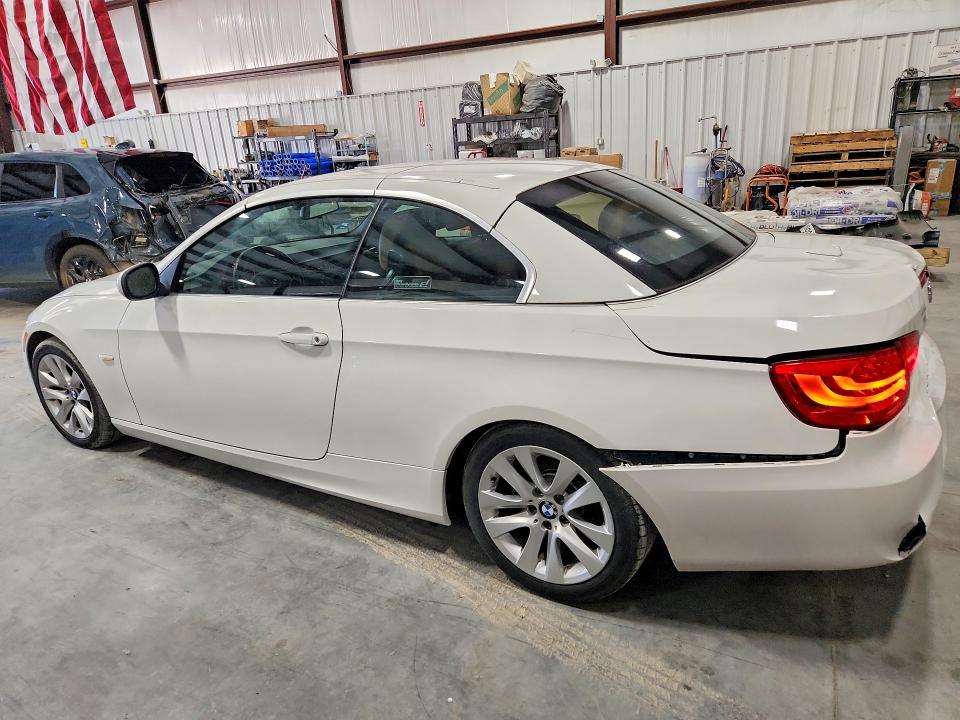 2011 BMW 3er VIN WBADW3C59BE537512 COPART salvage auction — REAR END, Sc - Cert Of Title-Salvage, sold $1,400 on 2026-07-06 (photo 2)