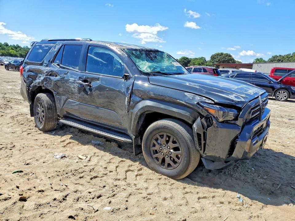 2026 Toyota VIN JTEVA5BR3T5077363 COPART salvage auction — ROLLOVER, Md - Cert Of Salvage > 75% Damage, sold $15,900 on 2026-07-28 (photo 4)
