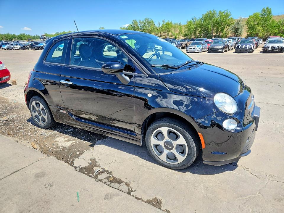 2016 Fiat 500 VIN 3C3CFFGE9GT201557 COPART salvage auction — MECHANICAL, Co - Certificate Of Title, sold $1,200 on 2026-08-10 (photo 4)