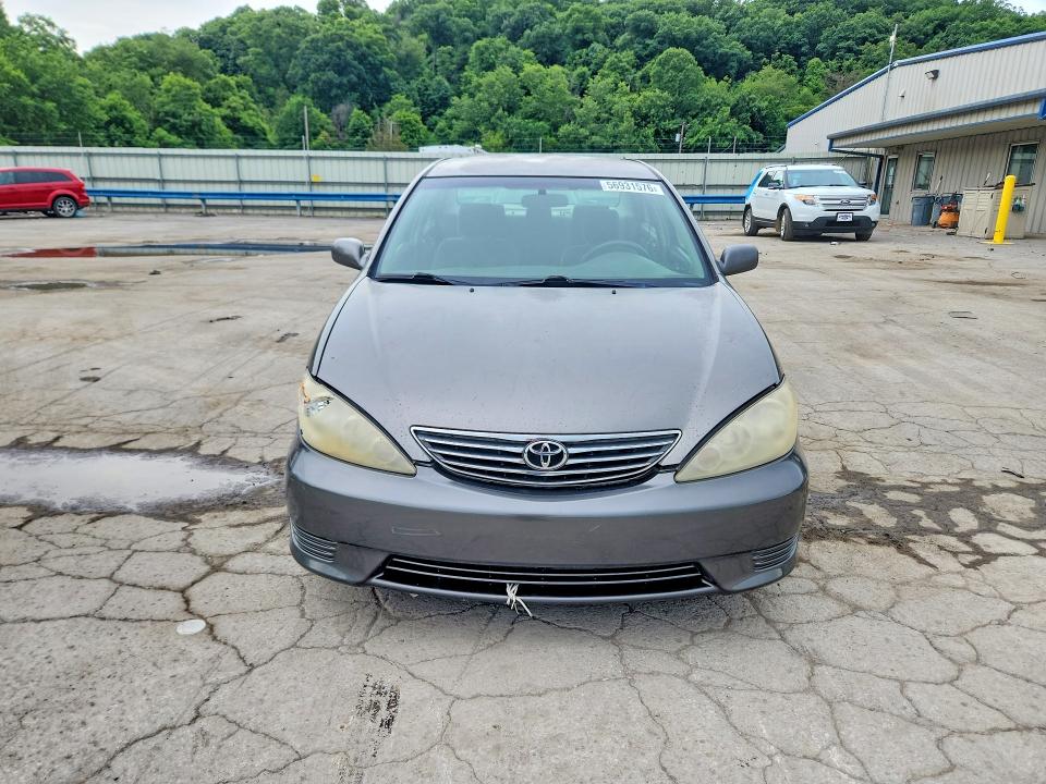2006 Toyota Camry VIN JTDBE30K263054033 COPART salvage auction — FRONT END, Pa - Certificate Of Salvage, sold $450 on 2026-07-02 (photo 5)
