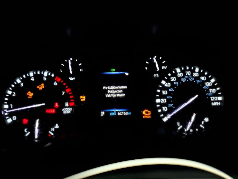 2023 Toyota Tundra VIN 5TFLA5DA6PX084496 COPART salvage auction — MINOR DENT/SCRATCHES, WV - CERTIFICATE OF TITLE, sold $29,000 on 2026-07-30 (photo 9)