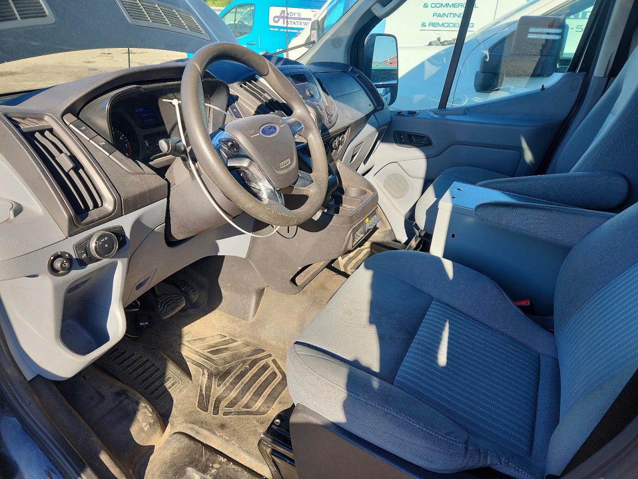 2015 Ford Transit VIN 1FTYR2CM1FKA72972 COPART salvage auction — Minor Dent/Scratches, MI - CERTIFICATE OF TITLE, sold $7,000 on 2026-07-09 (photo 8)
