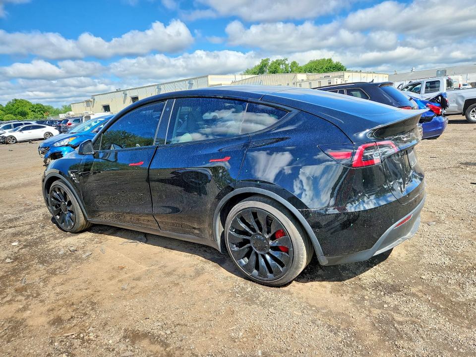 2022 Tesla Model y VIN 7SAYGDEF0NF397580 COPART salvage auction — FRONT END, Ct - Cert Of Title-Salvage, sold $4,100 on 2026-07-24 (photo 2)