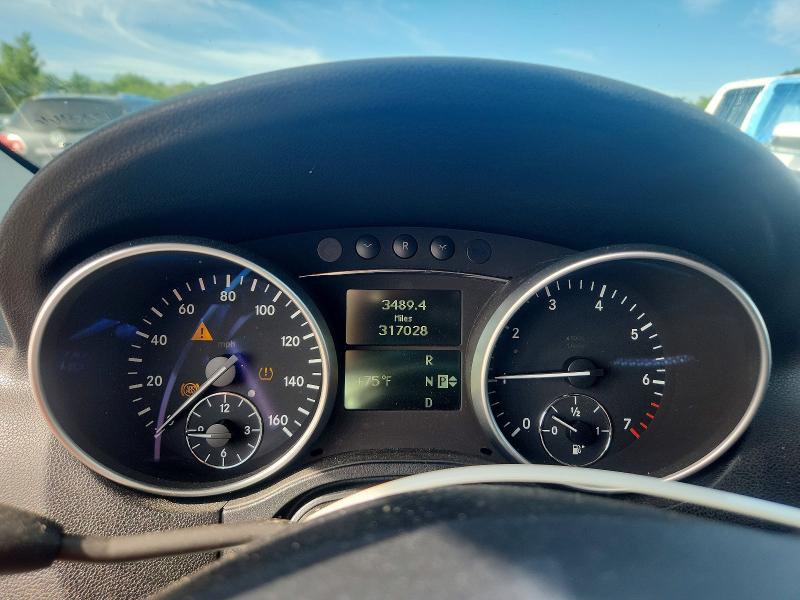2011 Mercedes-benz Ml-class VIN 4JGBB8GB1BA684526 COPART salvage auction — MINOR DENT/SCRATCHES, Ri - Certificate Of Title, sold $2,259 on 2026-07-02 (photo 9)