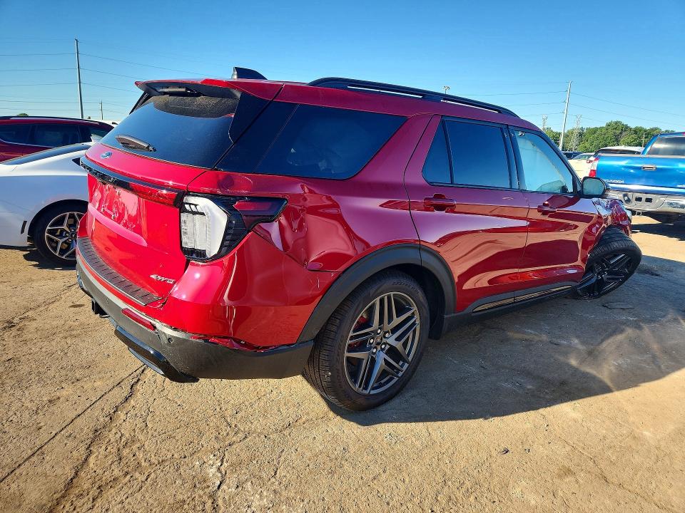 2026 Ford Explorer VIN 1FMUK8KH5TGA68122 COPART salvage auction — FRONT END, Mi - Scrap Certificate Of Title, sold $13,500 on 2026-08-21 (photo 3)